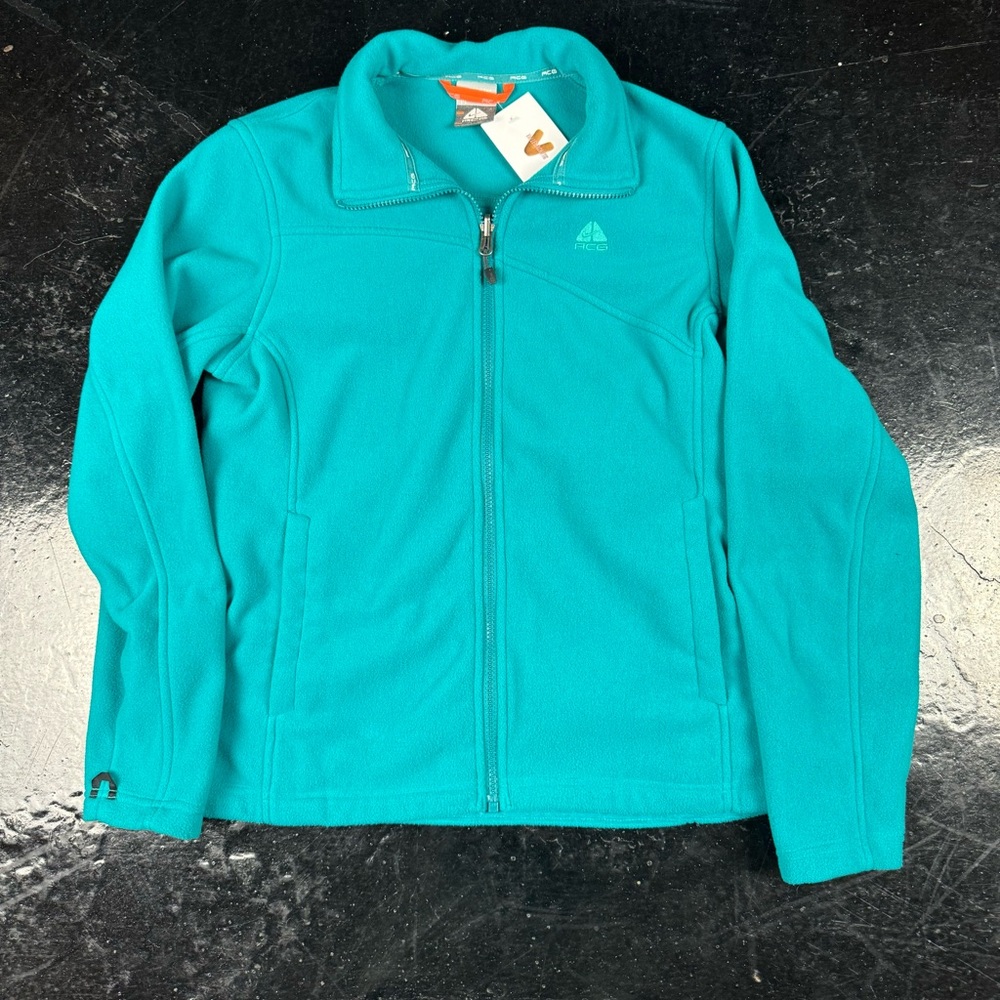 Nike ACG Women’s Fleece Zip up